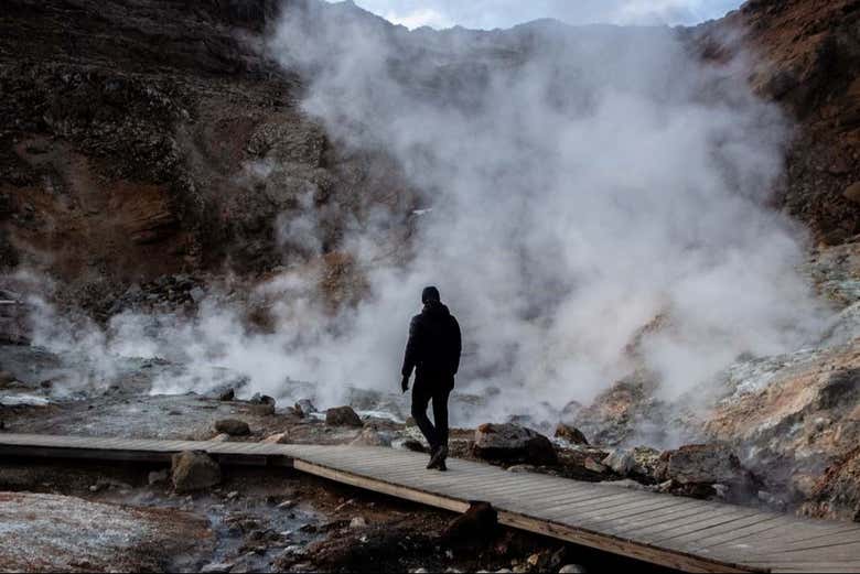 Visit a geothermal area