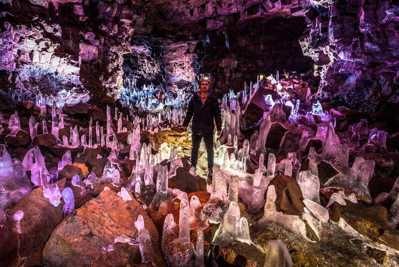 Exploring the Raufarhólshellir Lava Tunnel