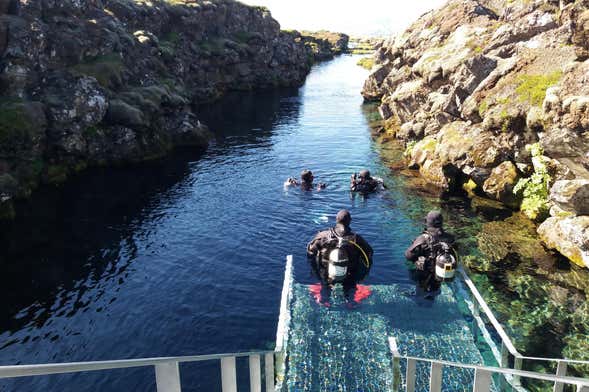 Laugarvatn Snorkel & Spa Tour